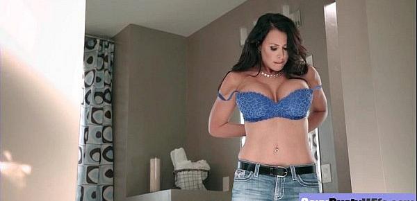 Sexy Housewife (Reagan Foxx) With Big Jugss Nailed Hardcore On Cam vid-12